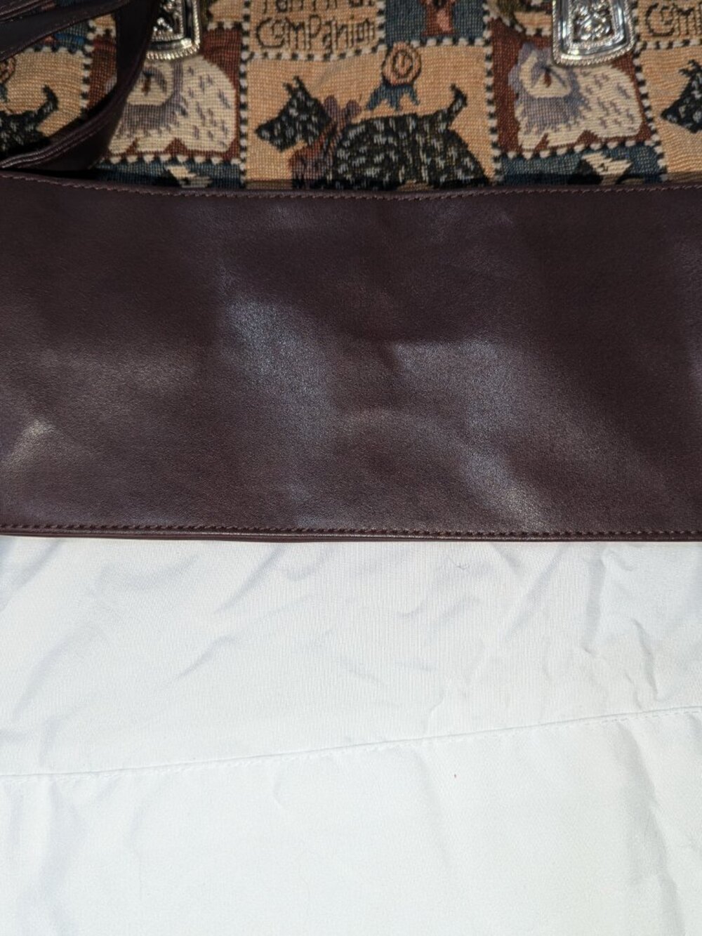 Dog themed burgundy tote/purse - Picture 9 of 11